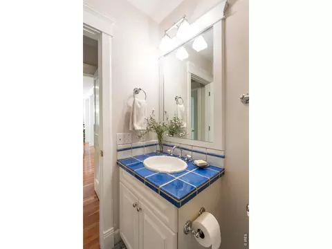 Bath - 1345 Pine St #1, Boulder, CO 80302 photo 5 of 6