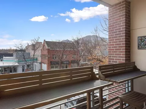 Exterior - 1655 Walnut St #106, Boulder, CO 80302 photo 2 of 6