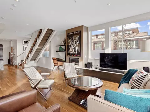 Living - 1655 Walnut St #106, Boulder, CO 80302 photo 2 of 8