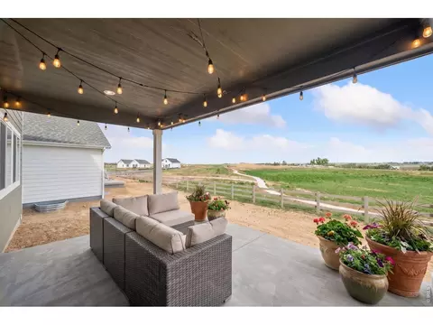 Exterior - 330 Rustic Barn Ln, Berthoud, CO 80513 photo 5 of 7