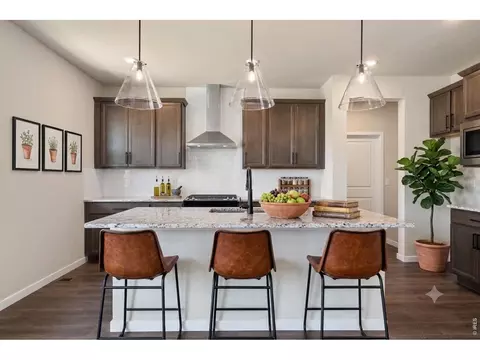 Kitchen - 330 Rustic Barn Ln, Berthoud, CO 80513 photo 3 of 3