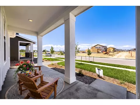 Exterior - 322 Rustic Barn Ln, Berthoud, CO 80513 photo 3 of 9