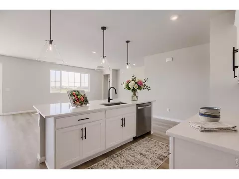 Kitchen - 322 Rustic Barn Ln, Berthoud, CO 80513 photo 3 of 3