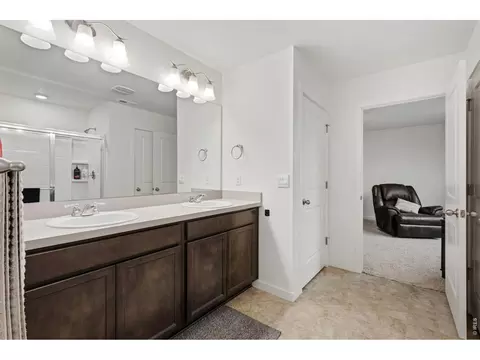 Bath - 717 Lake Emerson Rd, Severance, CO 80550 photo 3 of 3
