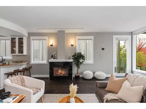 Living - 1219 Linden Ave, Boulder, CO 80304 photo 5 of 7