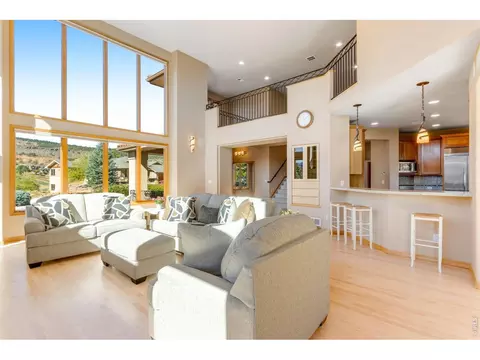 Living - 1016 Horizon Dr, Lyons, CO 80540 photo 2 of 7