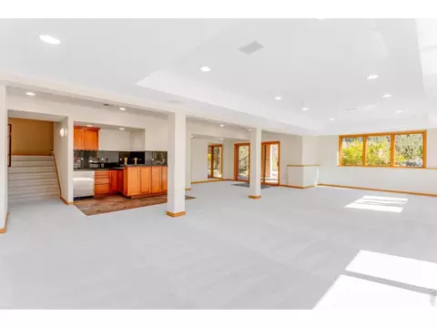 Living - 1016 Horizon Dr, Lyons, CO 80540 photo 7 of 7