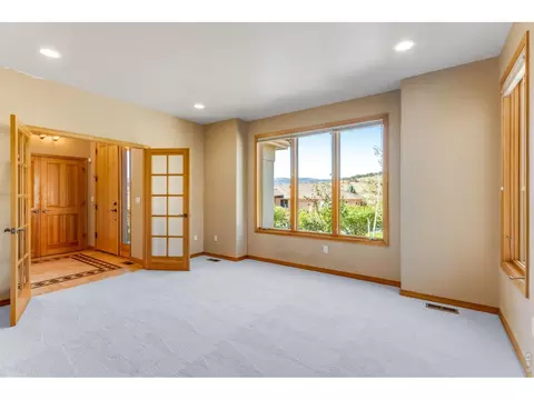 Living - 1016 Horizon Dr, Lyons, CO 80540 photo 5 of 7