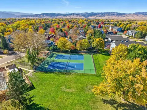 View/Area - 4584 Robinson Pl, Boulder, CO 80301 photo 8 of 10