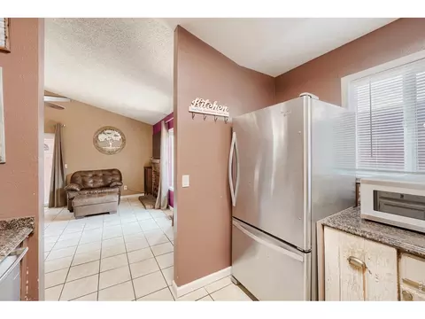 Kitchen - 19073 E 16th Ave, Aurora, CO 80011 photo 2 of 3