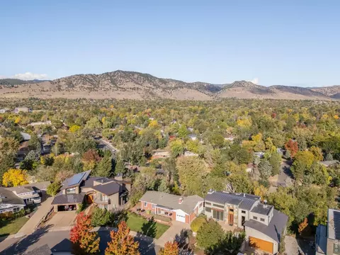View/Area - 2003 Balsam Dr, Boulder, CO 80304 photo 3 of 5