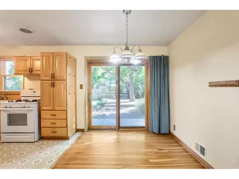 Dining - 150 S 34th St, Boulder, CO 80305 photo 1 of 1