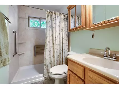 Bath - 150 S 34th St, Boulder, CO 80305 photo 1 of 1