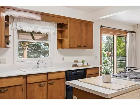 Kitchen - 2804 Tharp Dr, Laporte, CO 80535 photo 6 of 8