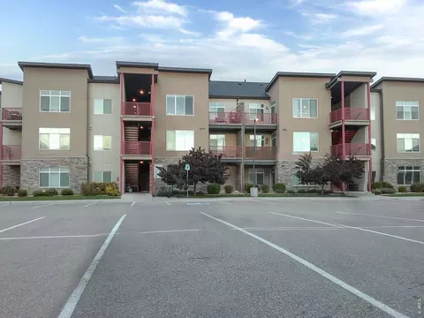 2980 Kincaid Dr #107, Loveland, CO 80538