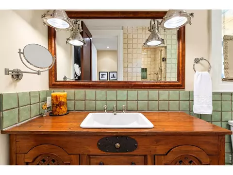 Bath - 1080 Juniper Ave, Boulder, CO 80304 photo 7 of 8