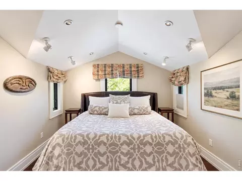 Bedroom - 1080 Juniper Ave, Boulder, CO 80304 photo 3 of 4