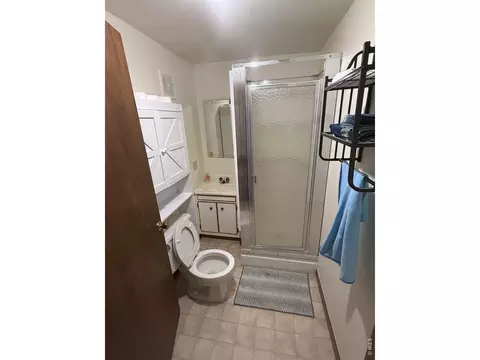 Bath - 604 S 8th Ave, Sterling, CO 80751 photo 2 of 2