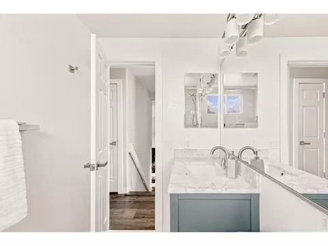 Bath - 2347 Santa Fe Dr, Longmont, CO 80504 photo 5 of 5