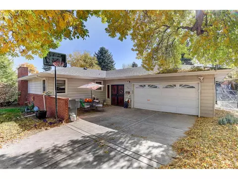 209 E Thunderbird Dr, Fort Collins, CO 80525