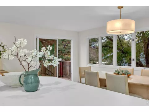 Dining - 183 Cherokee Way, Boulder, CO 80303 photo 4 of 4