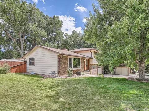 8462 Yarrow Ct, Arvada, CO 80005