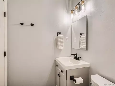 7640 E Phillips Cir, Centennial, CO 80112 photo 16