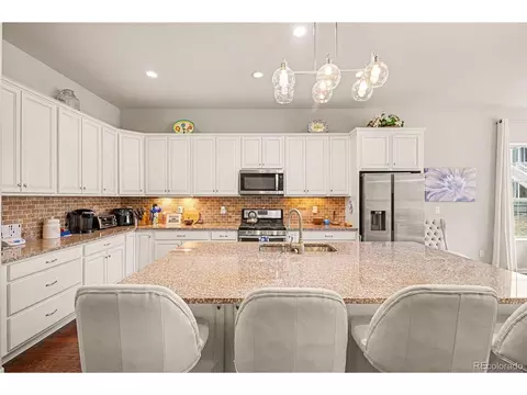 Kitchen - 22596 E Glidden Dr, Aurora, CO 80016 photo 2 of 3