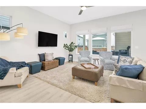 21484 E 59th Dr, Aurora, CO 80019 photo 9