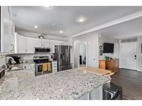 14533 E 22nd Pl, Aurora, CO 80011 photo 10