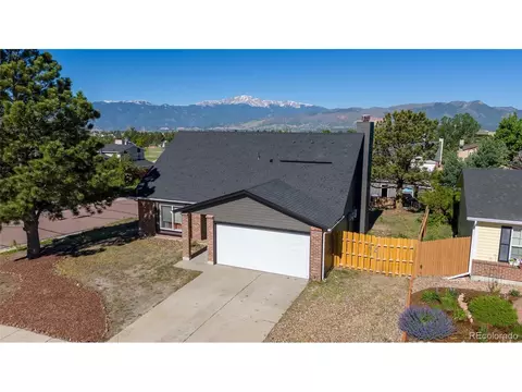 8010 Essington Dr, Colorado Springs, CO 80920