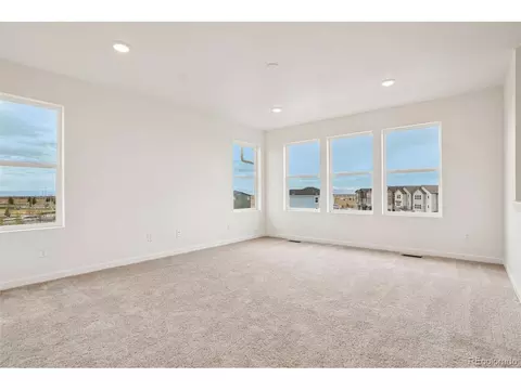 Living - 24141 E 54th Pl, Aurora, CO 80019 photo 4 of 6
