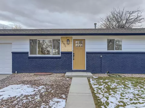 651 Hilltop St, Longmont, CO 80504