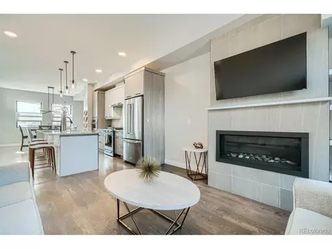 2475 E 28th Ave, Denver, CO 80205 photo 8