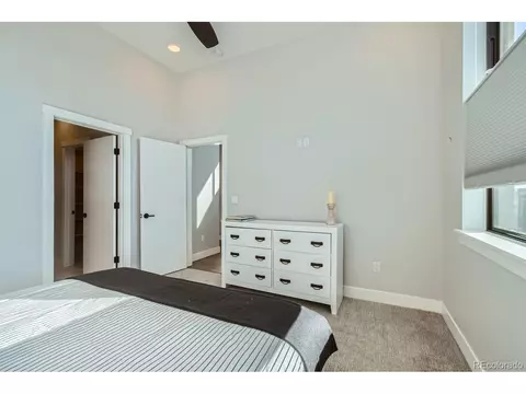 2475 E 28th Ave, Denver, CO 80205 photo 18