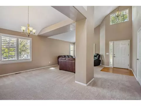 10248 Hexton Ct, Lone Tree, CO 80124 photo 4