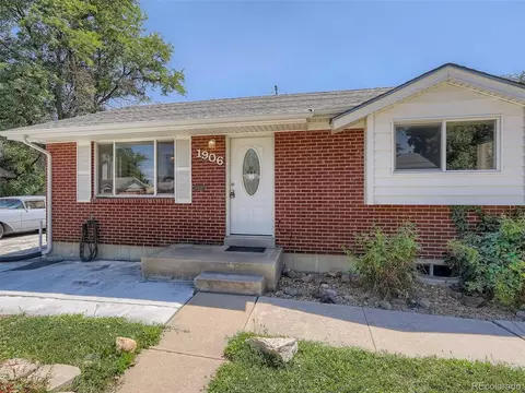 1906 E 115th Pl, Northglenn, CO 80233 photo 4