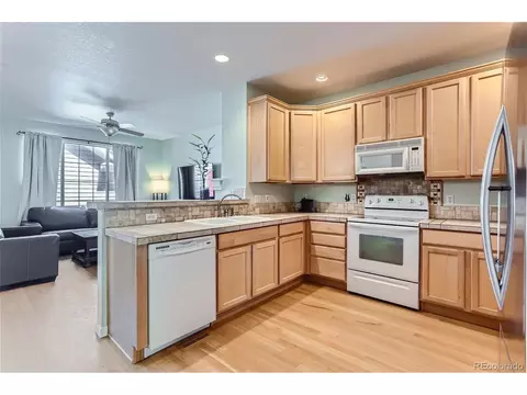 8561 E 29th Ave, Denver, CO 80238 photo 10