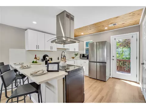 6382 W Byers Pl, Lakewood, CO 80226
