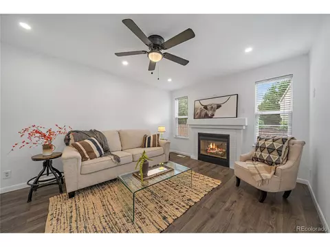 1255 S Zeno Cir #D, Aurora, CO 80017