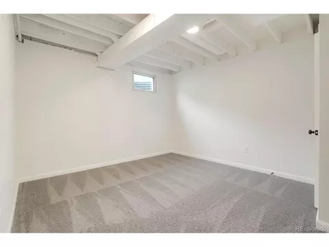 Undisclosed, Denver, CO 80239 photo 16