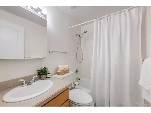 Undisclosed, Boulder, CO 80303 photo 17
