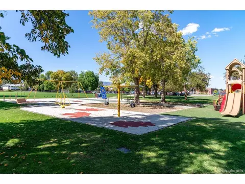 Undisclosed, Boulder, CO 80303 photo 30