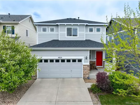 4832 S Picadilly Ct, Aurora, CO 80015