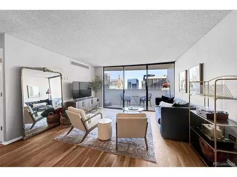 1020 15th St #27E, Denver, CO 80202