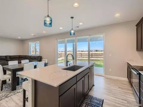 27431 E 10th Dr, Aurora, CO 80018 photo 7