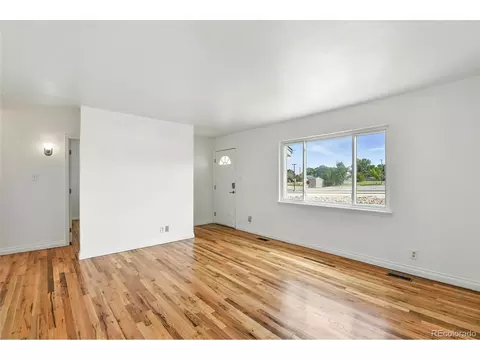 2441 E 93rd Pl, Thornton, CO 80229 photo 4