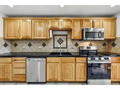 2441 E 93rd Pl, Thornton, CO 80229 photo 9