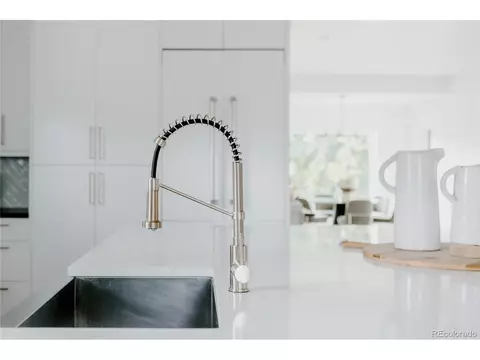 2645 Eudora St, Denver, CO 80207 photo 10