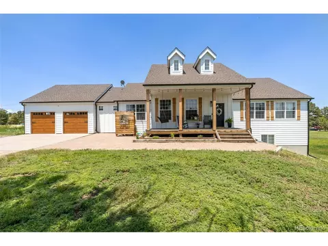 2055 Pinto Trl, Elizabeth, CO 80107